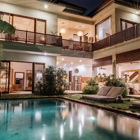 Villa Simba 4 Bedroom Canggu Walking Distance To The Beach