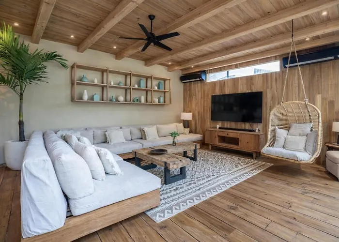 Simba 4 Bedroom Walking Distance To The